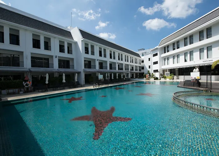 Sawaddi Patong & Spa By TolaniResort Hotel